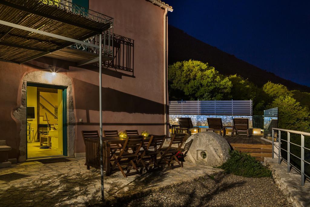 Iconic Villas - Villa Vada Agia Efimia Esterno foto